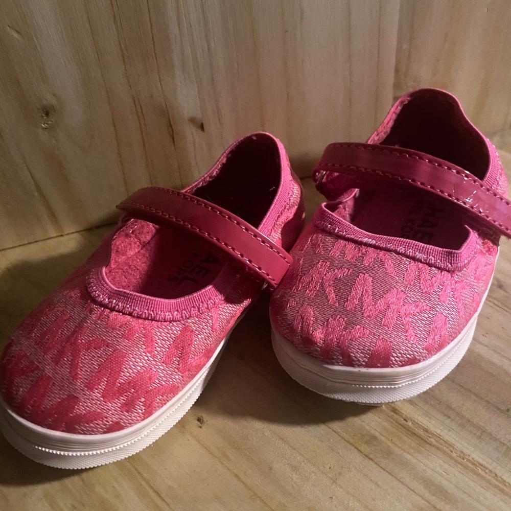 Size 4 Toddler Ballerina’s. Michael Kors